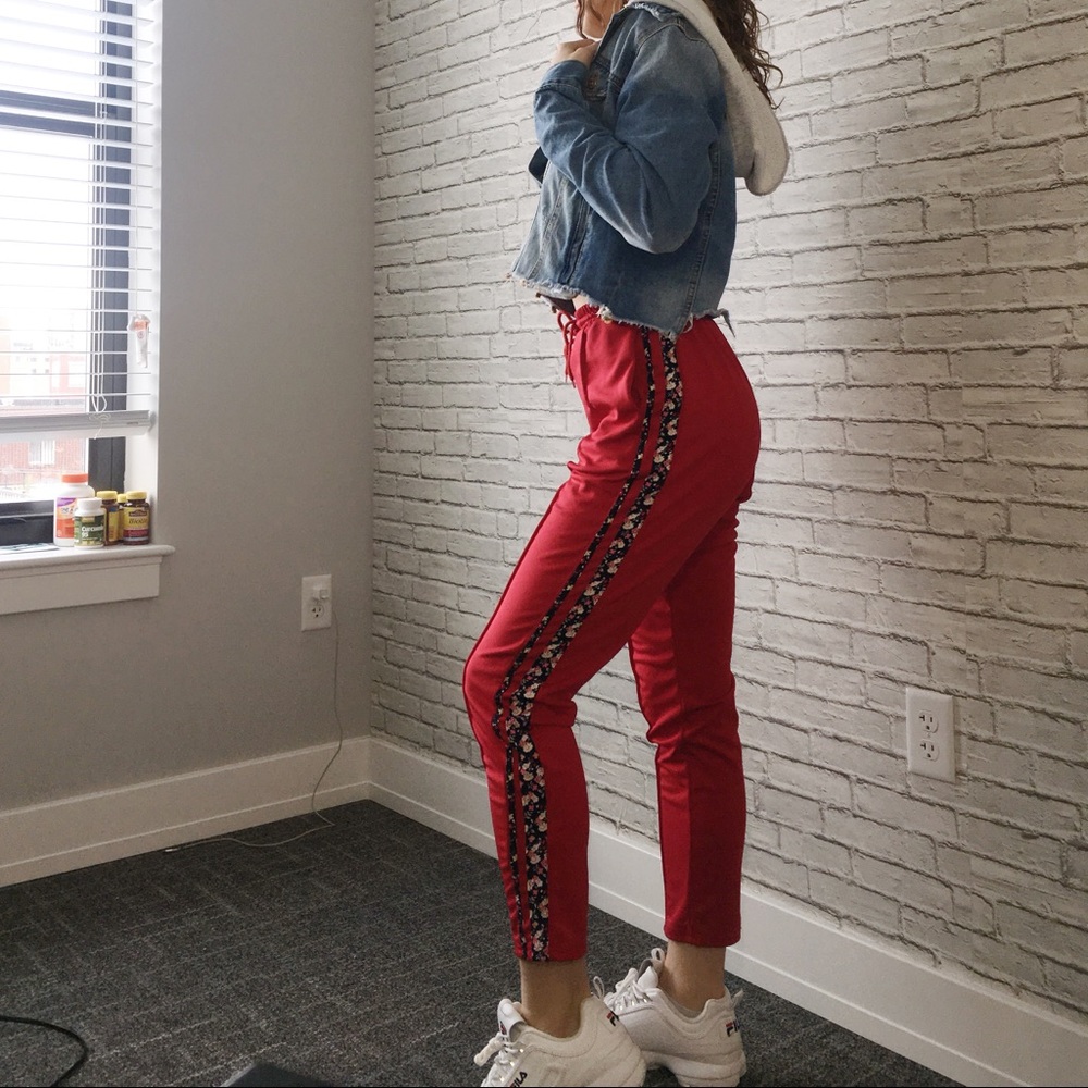 NWOT Joggers with side strip design